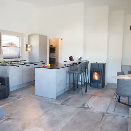 Haus Christine - Summercard Included Zell am See